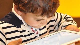 “Λιώνουν” οι Έλληνες σε τηλεόραση και υπολογιστή - Ευρωπαϊκή πρωτιά με πάνω από 3 ώρες την ημέρα