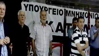 Γραβάτες από την ΠΟΕΔΗΝ στο υπουργείο Οικονομικών 