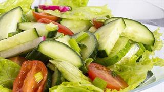 Τα καλύτερα και τα χειρότερα υλικά σε μία σαλάτα