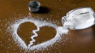 Έρευνα: Η μέση κατανάλωση αλατιού είναι ασφαλής για την υγεία της καρδιάς