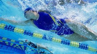 Ανταγωνιστική κολύμβηση σε πισίνα:  Προδιαθεσικός παράγοντας για την ανάπτυξη άσθματος;