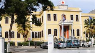 Σε έλλειψη ασθενοφόρου οφείλεται ο θάνατος 74χρονης Βρετανίδας τουρίστριας στην Κάλυμνο;