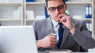 Καταγγελία επτά Συλλόγων: Σε πολλούς εργασιακούς χώρους, το κάπνισμα πρακτικά επιτρέπεται...