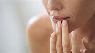 Σπιτικά προϊόντα ενυδάτωσης για τα χείλη