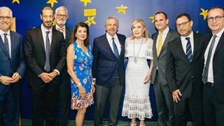 Η Ελληνική Πρωτοβουλία στηρίζει με δωρεά 50.000 δολαρίων την ογκολογική μονάδα παίδων «Μαριάννα Β. Βαρδινογιάννη – Ελπίδα»