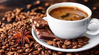3 φλιτζάνια καφέ την ημέρα μπορεί να προκαλούν ημικρανία