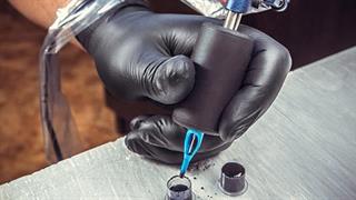 Τι πρέπει να γνωρίζουμε για τις δερματικές αντιδράσεις στα τατουάζ