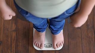 Η παχυσαρκία ενδεχομένως αλλάζει τον εγκέφαλο των εφήβων