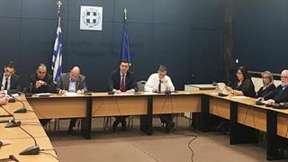 Προκήρυξη για 1.350 θέσεις σε νοσοκομεία - ΕΚΑΒ