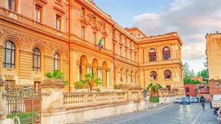 Η Ιταλία κλείνει προσωρινά όλα τα σχολεία και τα πανεπιστήμια της