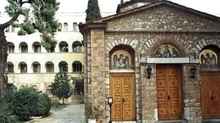 Ιερά Σύνοδος σε πιστούς για κοροναϊό: Αποφύγετε συναθροίσεις όταν έχετε συμπτώματα