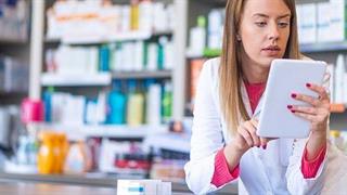 Με το σταγονόμετρο τα αντισηπτικά στα φαρμακεία της Θεσσαλονίκης