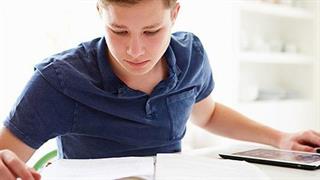 Erasmus+ και COVID-19: το ΕΚ ζητά περισσότερη στήριξη και ξεκάθαρες οδηγίες   