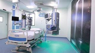 Παραδόθηκαν στο ΕΣΥ οι 40 υπερσύγχρονες κλίνες ΜΕΘ της δωρεάς της ΠΕΦ