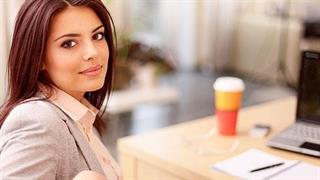 Πώς οι γυναίκες αμύνονται καλύτερα στον κορωνοϊό