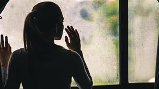 Ειδικοί υγείας ενώνουν τη φωνή τους κατά του lockdown