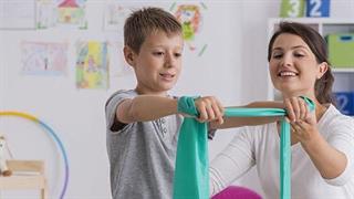 ''Διακόπτονται χιλιάδες παιδιατρικές φυσικοθεραπείες ειδικής αγωγής''