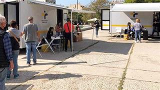 Τι έδειξαν οι έλεγχοι του ΕΟΔΥ για κορωνοϊό στη Νέα Σμύρνη και στις Σέρρες