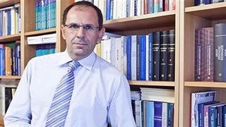 Γεραπετρίτης: Αν είχαμε 5.000 κλίνες ΜΕΘ, θα υπήρχαν περισσότεροι θάνατοι από CoViD-19