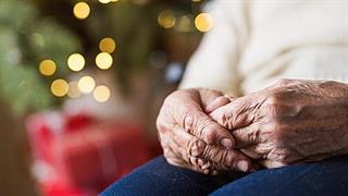 Σε λειτουργία και τις γιορτινές μέρες η Γραμμή Φιλίας για τη μοναξιά στην Τρίτη Ηλικία 