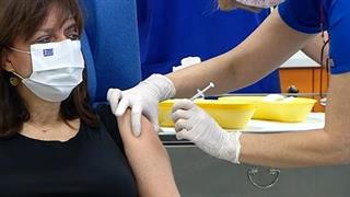 Εμβολιάστηκε η Πρόεδρος της Δημοκρατίας