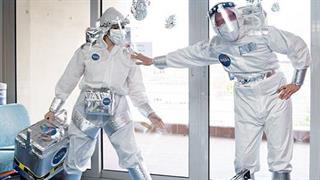 Oι ''αστροναύτες'' νοσηλευτές του Παπαγεωργίου και το αλληγορικό τους μήνυμα