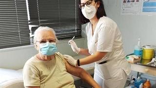 Ανοίγει η πλατφόρμα εμβολιασμών για ηλικίες 60 - 64 ετών